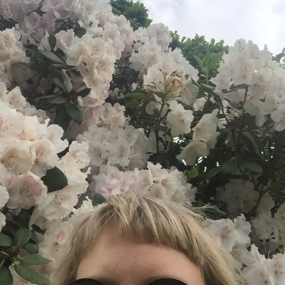 Meet your Posher, Claire